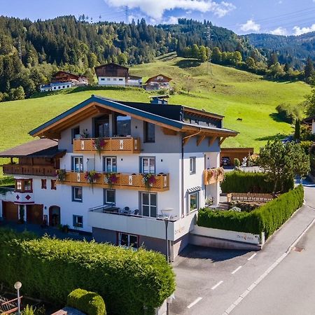 Bernstein Appartements Kaprun Dış mekan fotoğraf